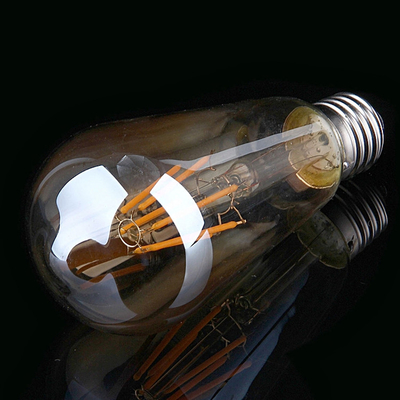 L'alimentation en courant alternatif Vintage Amber Glass ST19 ampoule à LED Dimmable 40W Remplacement de bougie chaude Base moyenne
