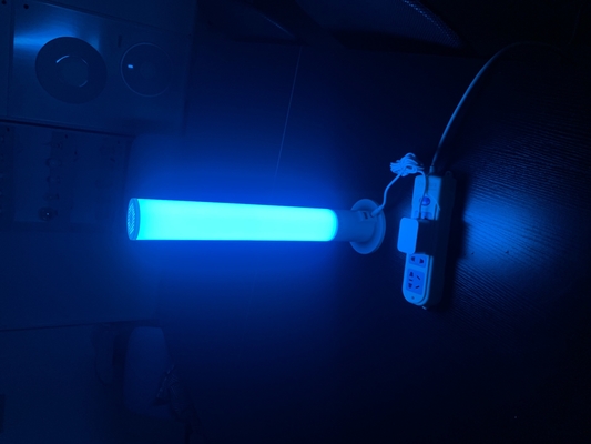Design Cool Led Mood Light Tuya Contrôle Wifi Dimming Lamp de table à LED avec blanc RGB