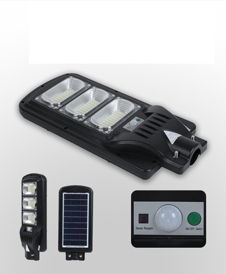 Lumière solaire de rue à température de couleur de 6000 K pour un éclairage de village durable